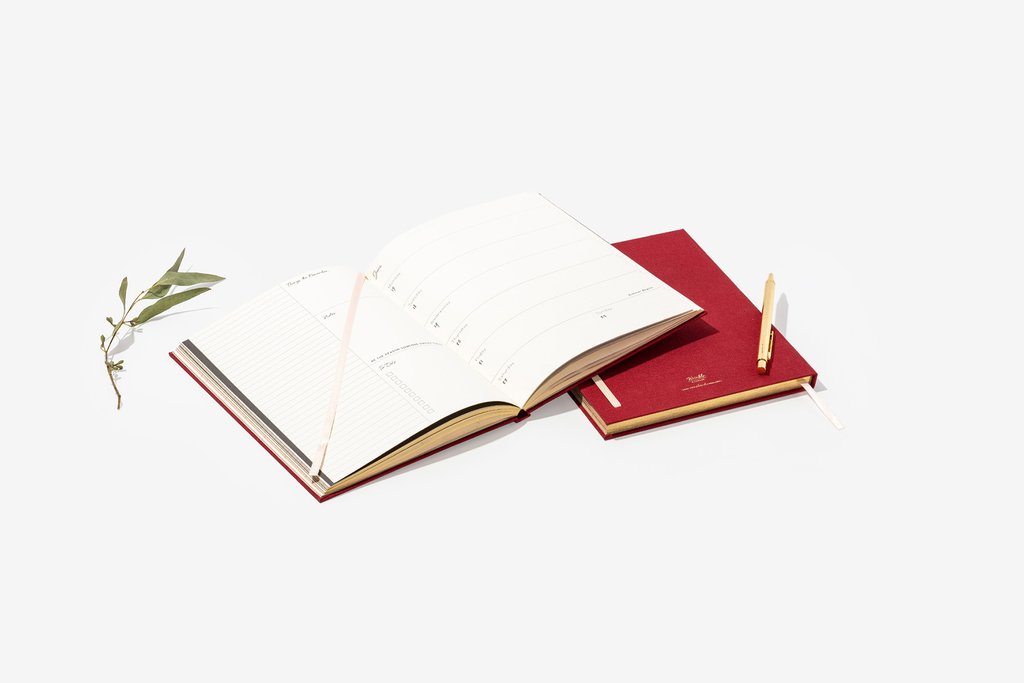 Bespoke Diary for Wrinkle and Crease