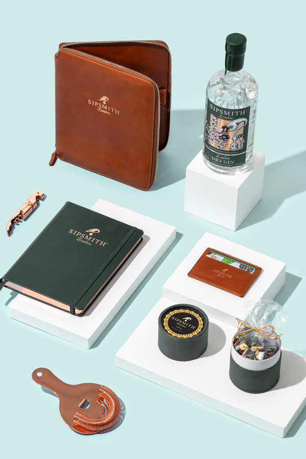 Sipsmith London箱付き Exploring Sipsmith London's Premium Gift Set | Bookblock | Custom