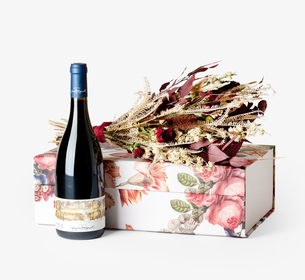 Scarlet and Fleurie ‘Wine & Flowers’ by Wine & FlowersGift Box| Bookblock