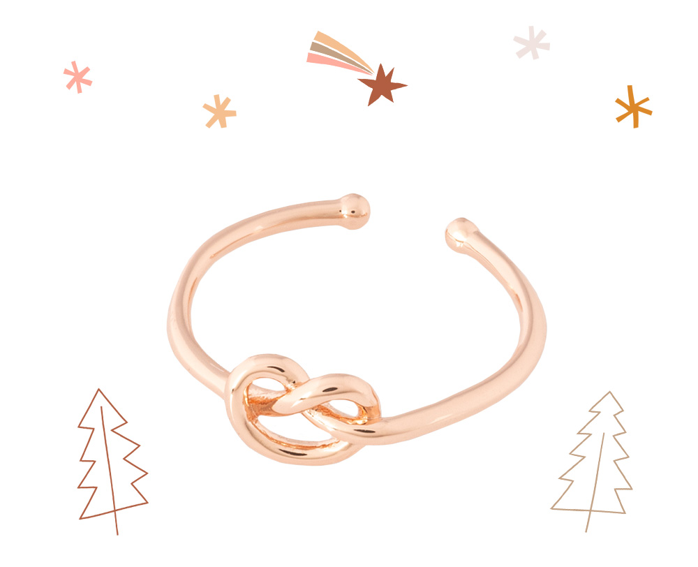 Rose Gold Knot Bridesmaid’s Ring with festive decoration in pinks, oranges and browns