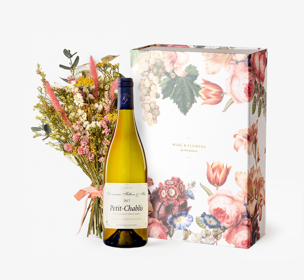 Chardonnay and Pendula ‘Wine & Flowers’ by Wine & FlowersGift Box| Bookblock Chardonnay and Pendula ‘Wine & Flowers’ by Wine & FlowersGift Box| Bookblock